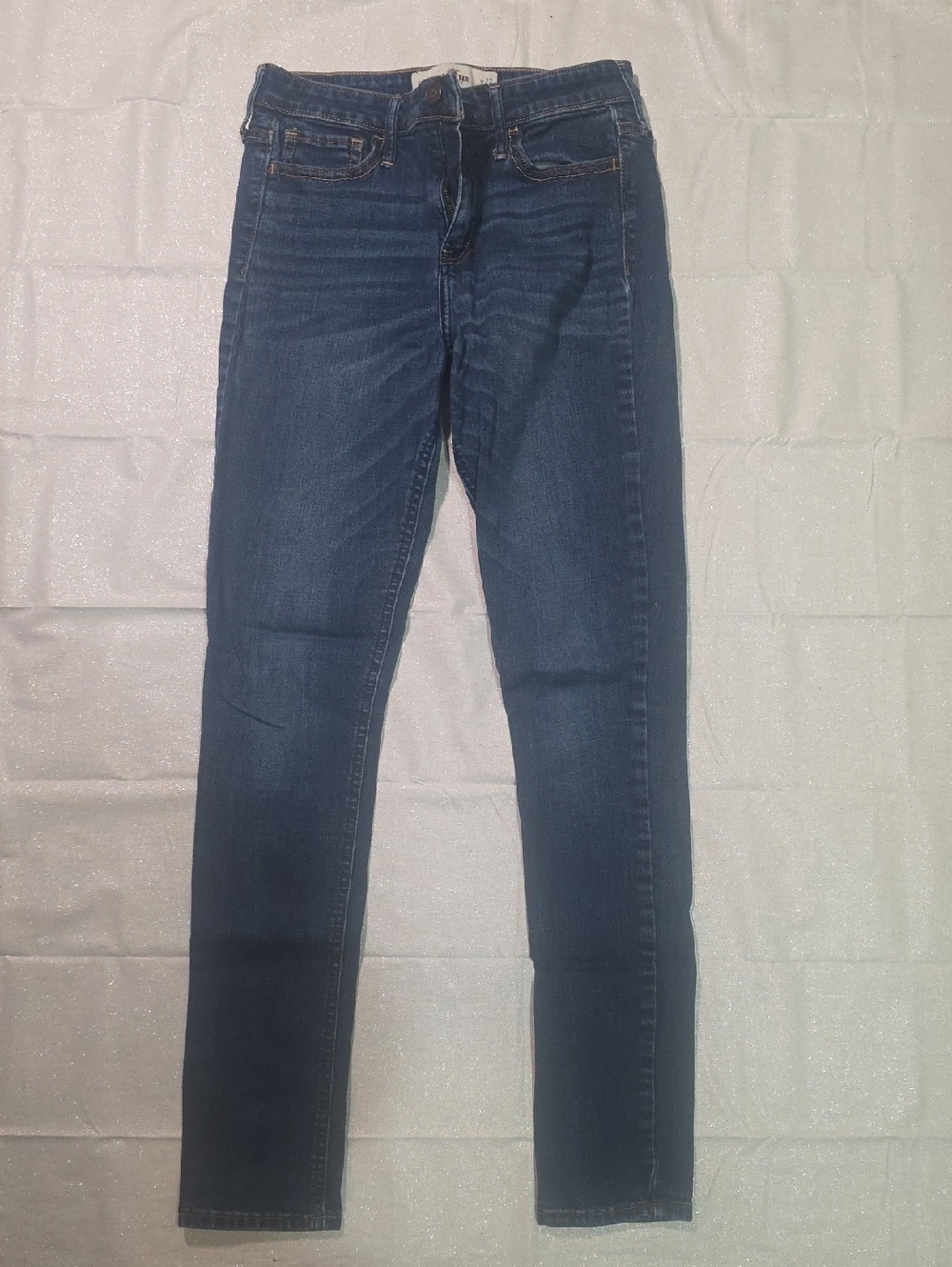 Hollister Women's Dark Blue Skinny Jeans